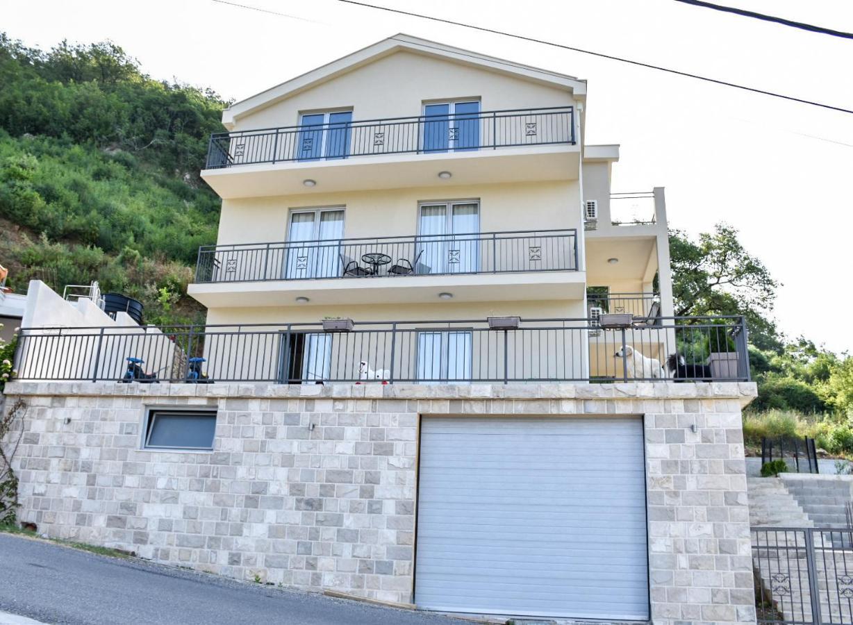 Apartments Sisevic Будва Экстерьер фото