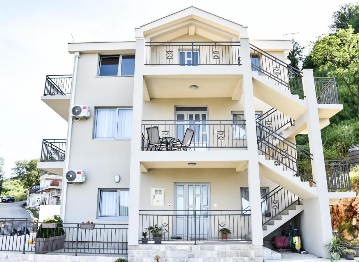 Apartments Sisevic Будва Экстерьер фото