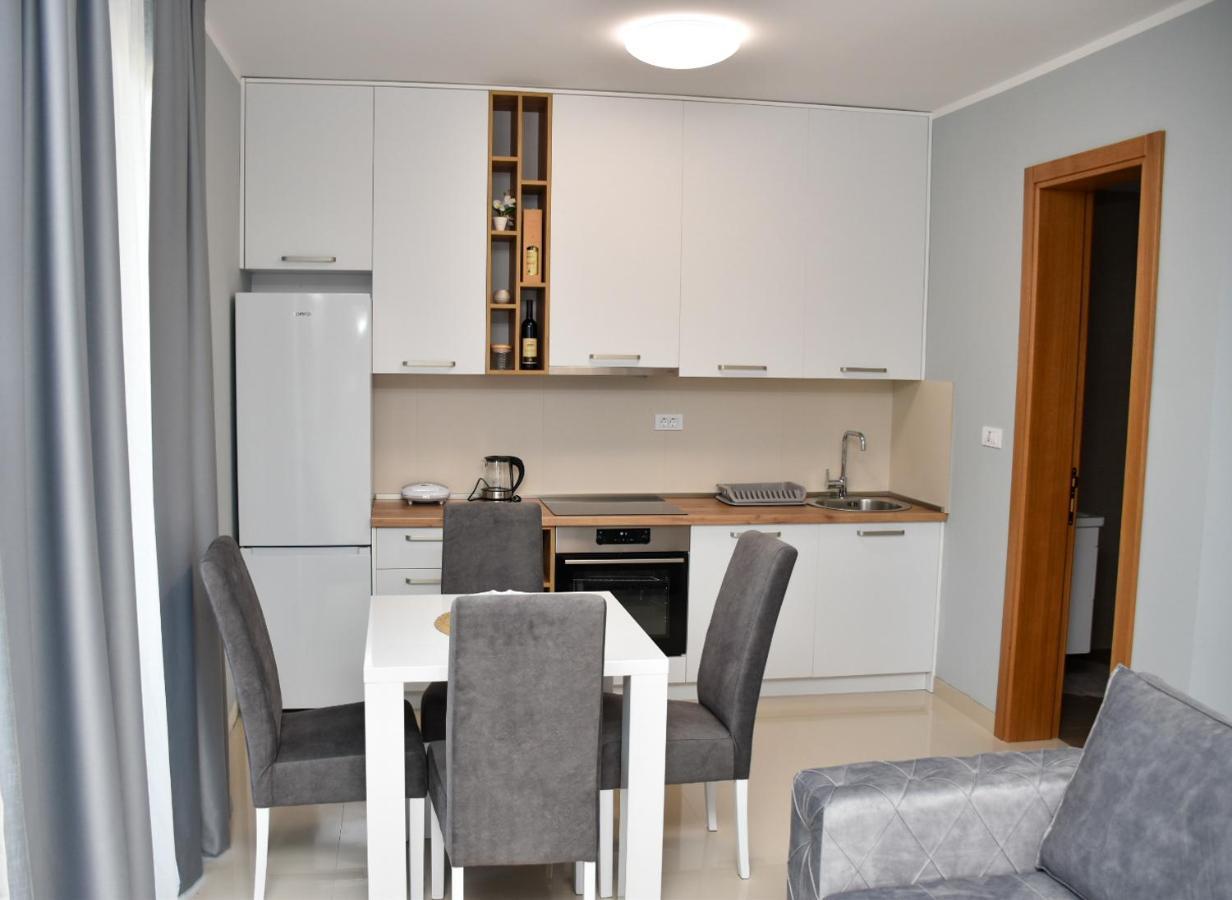 Apartments Sisevic Будва Экстерьер фото