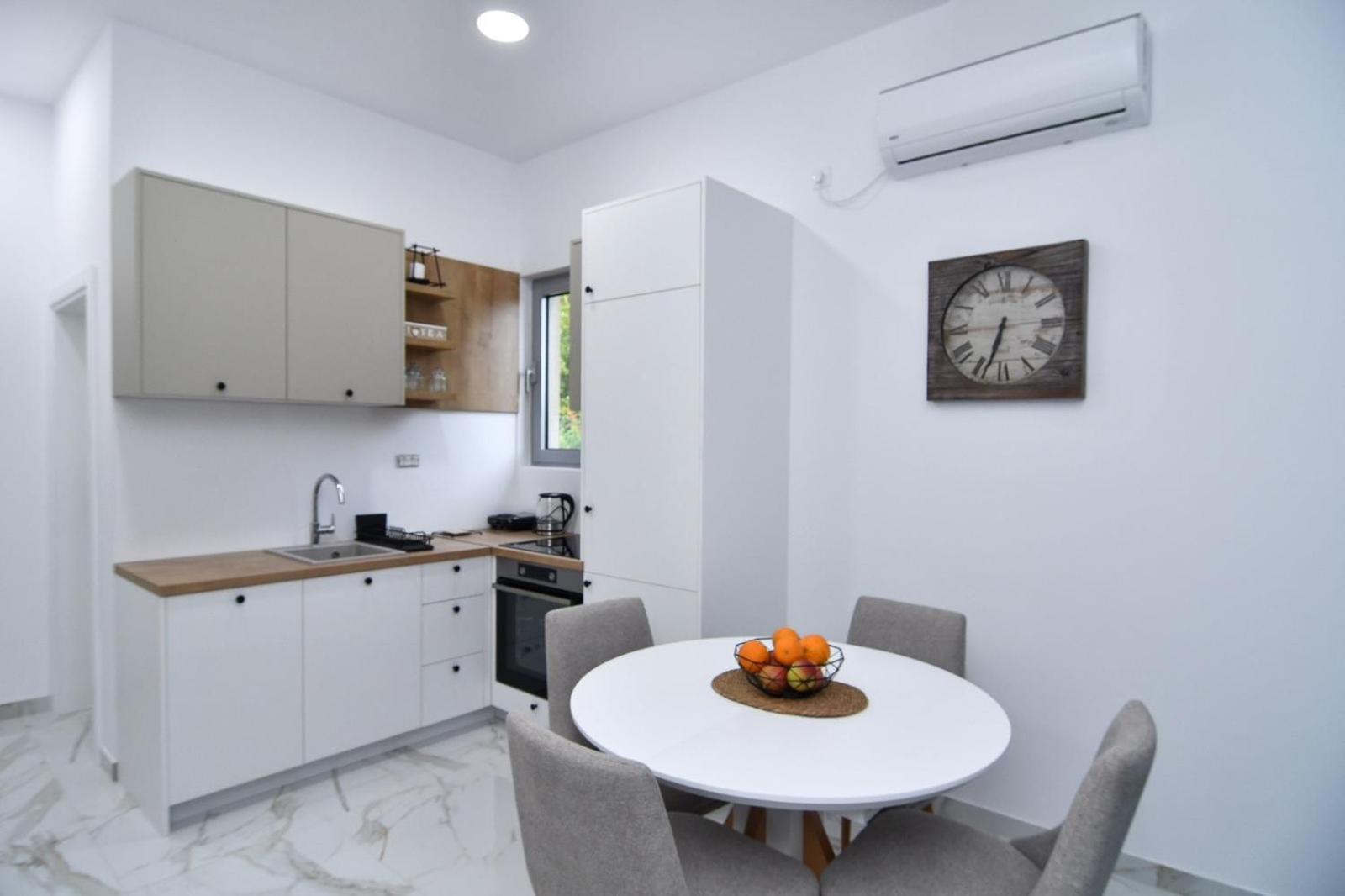 Apartments Sisevic Будва Экстерьер фото
